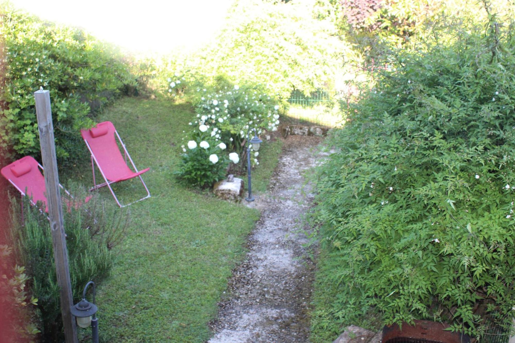 Les gîtes du veau d'or Ozillac Extérieur photo