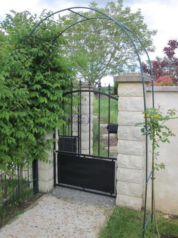 Les gîtes du veau d'or Ozillac Extérieur photo