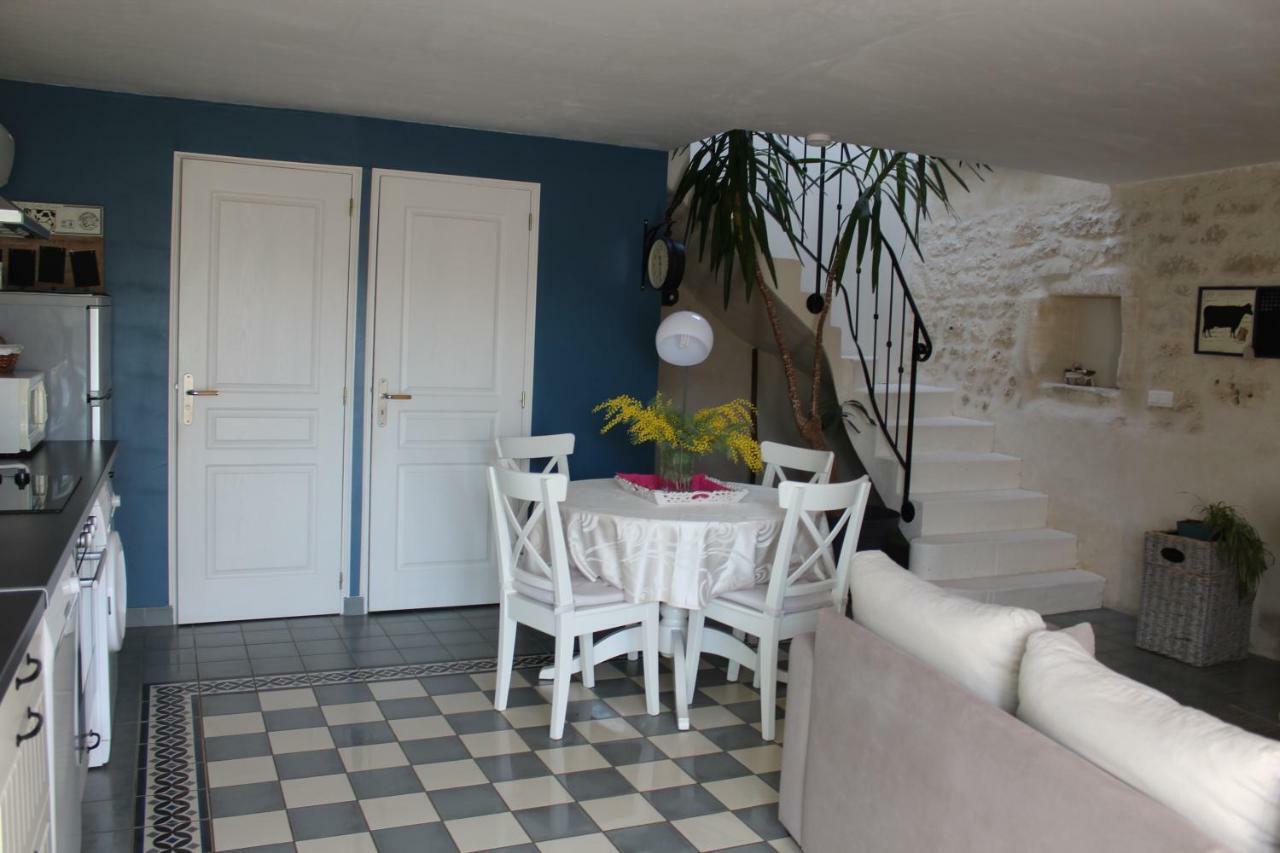 Les gîtes du veau d'or Ozillac Extérieur photo